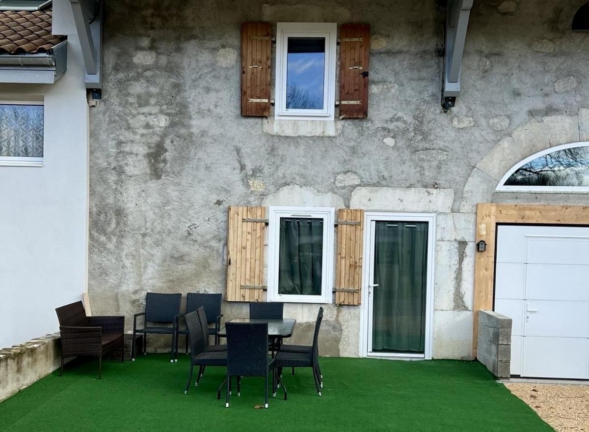 Villa La Ferme Aux Diligences Neydens Habitación foto